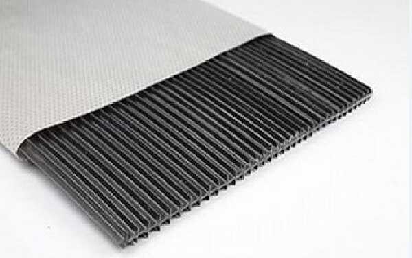 Bấc thấm được sử dụng phổ biến