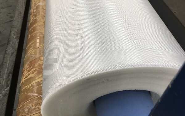 Giá vải địa kỹ thuật dệt gia cường